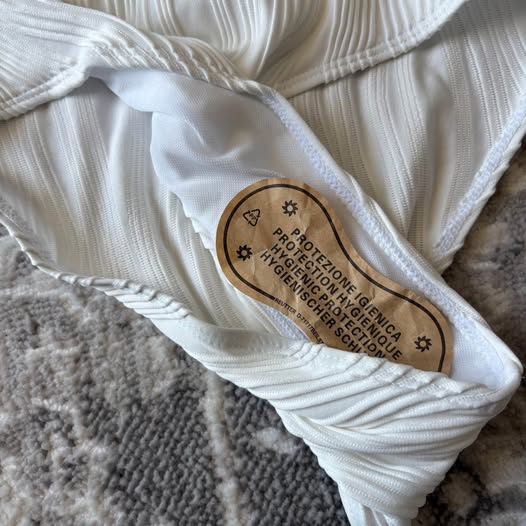 Fashion-Forward White Swimsuit – One Shoulder Cutout Bodysuit Style Swimwear